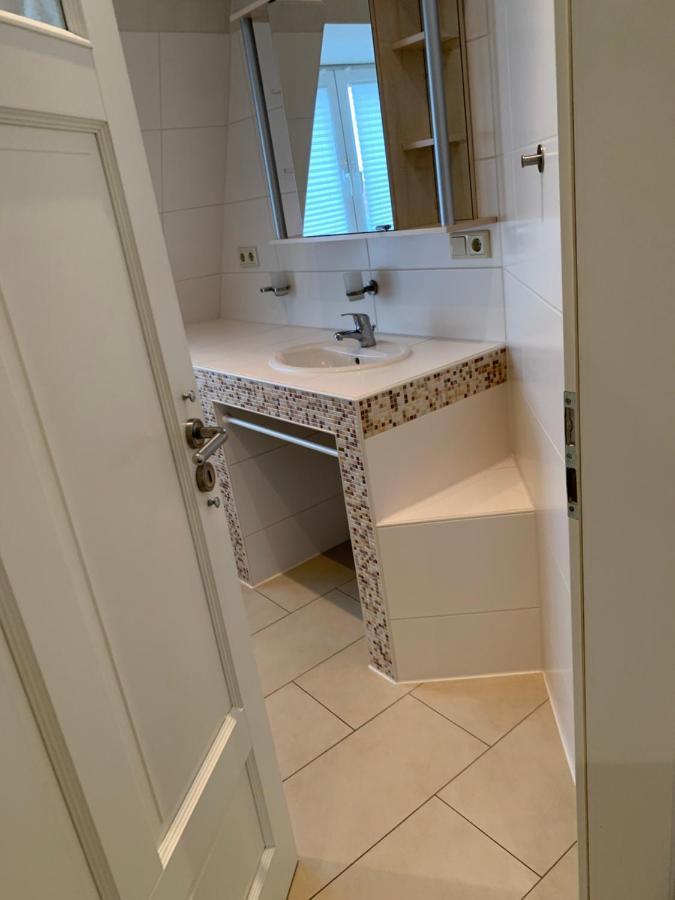 Nordsee Und City Fusslaufig - Luxeriose Fewo Mit Grossem Balkon Wilhelmshaven Eksteriør billede
